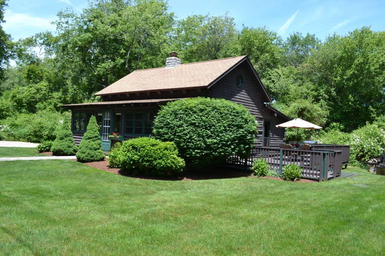 House  Narragansett
