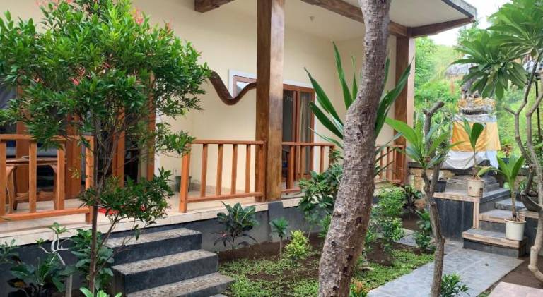 Warung Win Beach & Homestay — photo 5
