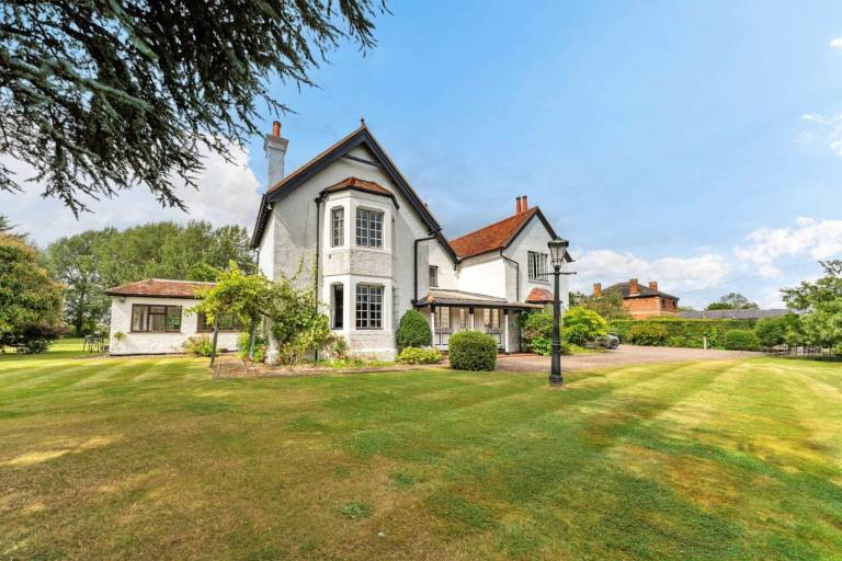 House Tring