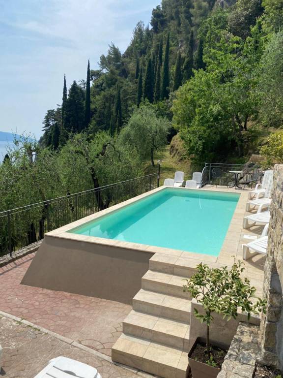 Ferienwohnung mit Hund in Limone Sul Garda f&uuml;r max. 3 Personen