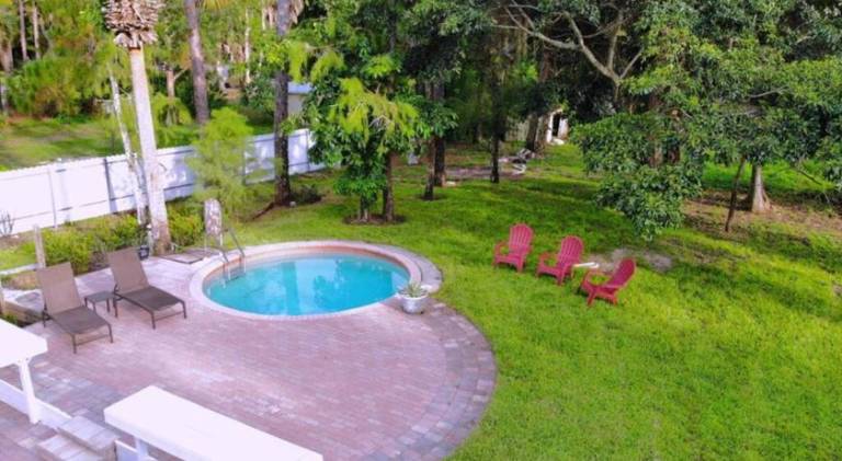 Villa with pool | Pets are welcome — photo 5