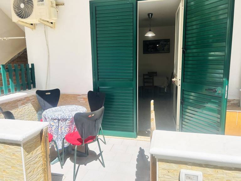 Children-friendly holiday apartment with barbecue | City view | Next to the beach | Pets allowed — photo 3