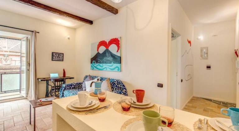 Vacation home | Close to Naples Cathedral — photo 2