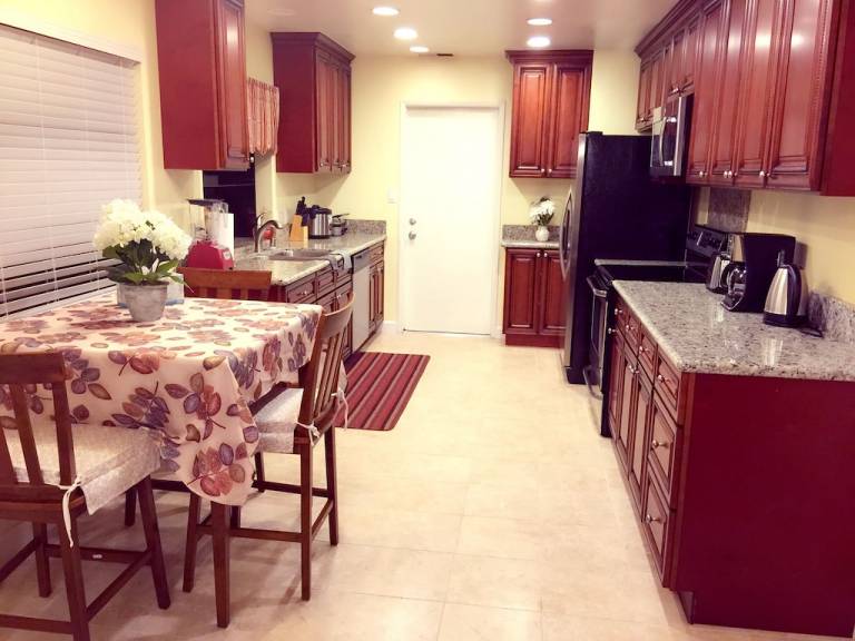 House Southwest Anaheim