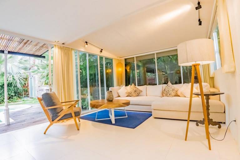 House with yard & pool | Perfect for remote work | Pets allowed in Canggu