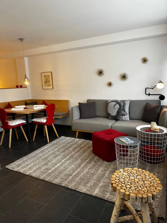 Holiday apartment with sauna, yard & terrace in See