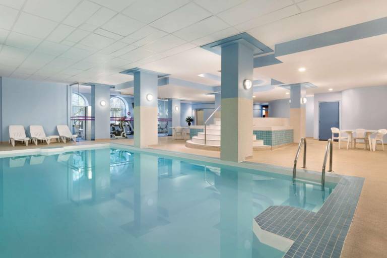 Coast Edmonton Plaza Hotel by APA — photo 4