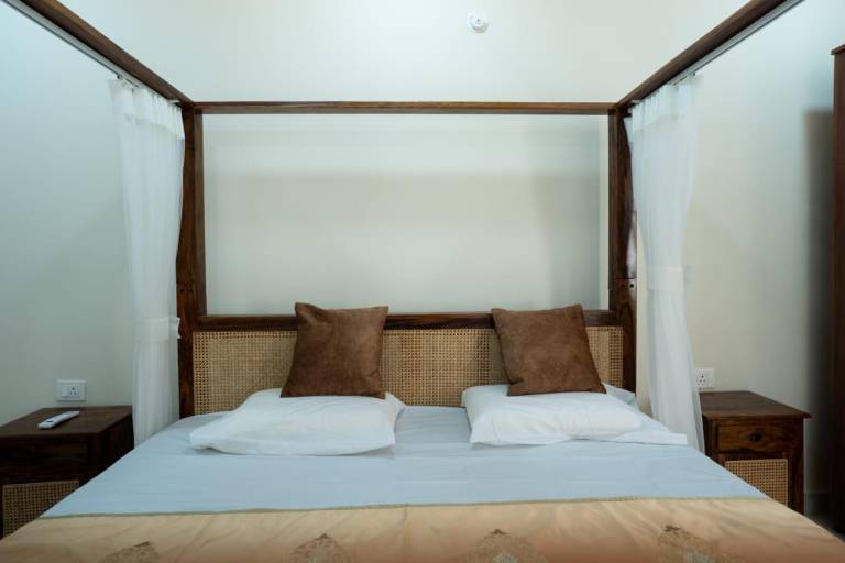 Serviced apartment with terrace | Pet-friendly in Hyderabad