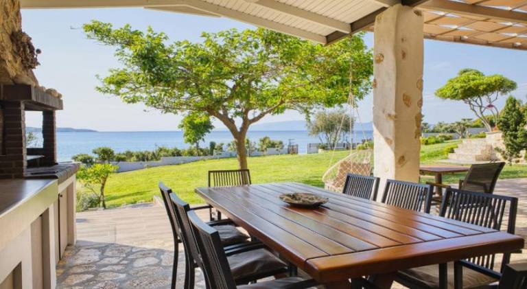 Villa with yard, grill & patio | Good for workation — photo 5