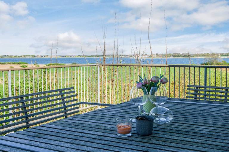 Vacation home with sauna, pool & jacuzzi — photo 4