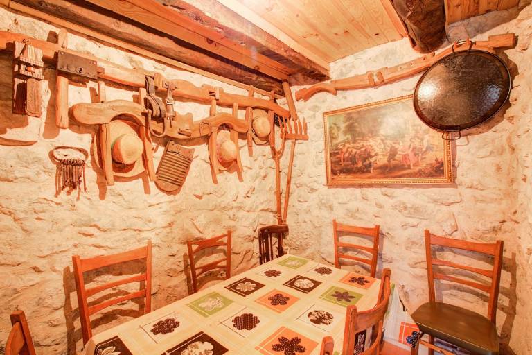 Fully equipped cottage with private pool, patio & BBQ | Nature view | Suitable for remote work | Pets are welcome — photo 4