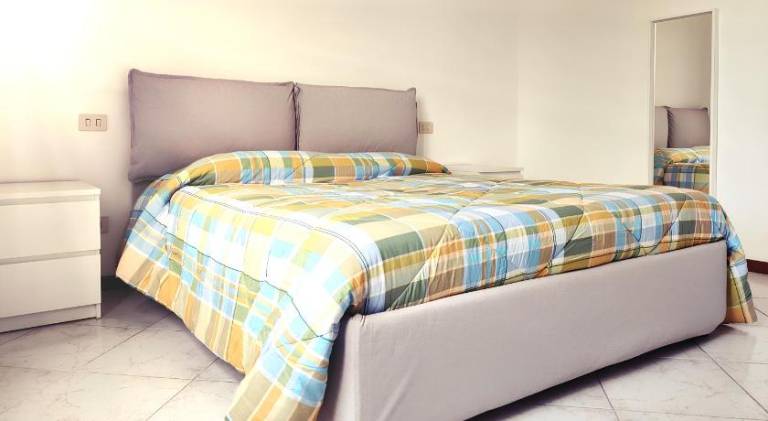 Rental apartment with 2 rooms for 6 persons in Sesto Fiorentino