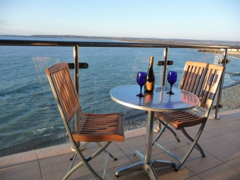 Apartment Westward Ho!
