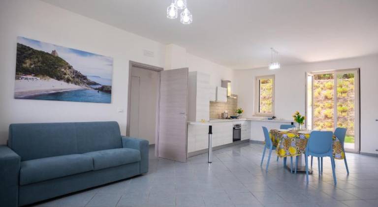 Villa with 2 rooms for 6 persons — photo 2