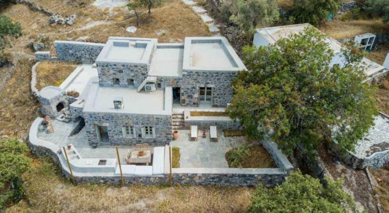 Villa with BBQ & patio — photo 5