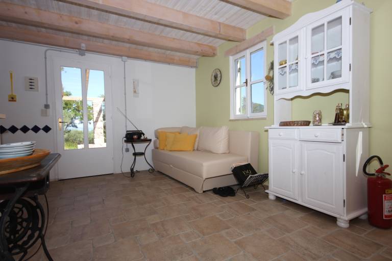 Vacation home with patio, yard & barbeque | Sea view — photo 2