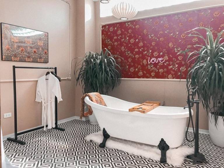 Lovely vacation home | Near Temple of the Jade Mountain | Good for workation | Pets are welcome in Hanoi