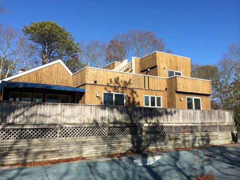 House  Hampton Bays
