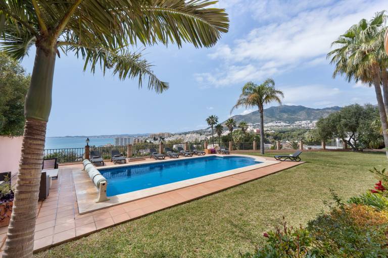 Villa 'Beachside with Great Sea View' with Sea View, Wi-Fi and Air Conditioning — photo 2