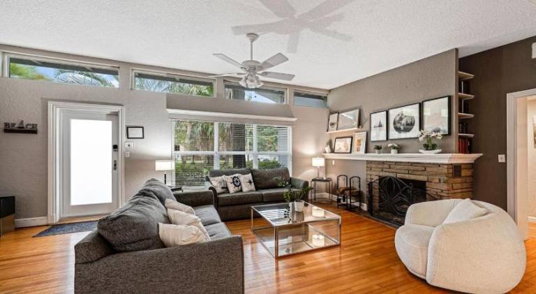 Vacation home | Perfect for remote work | Pet-friendly — photo 2