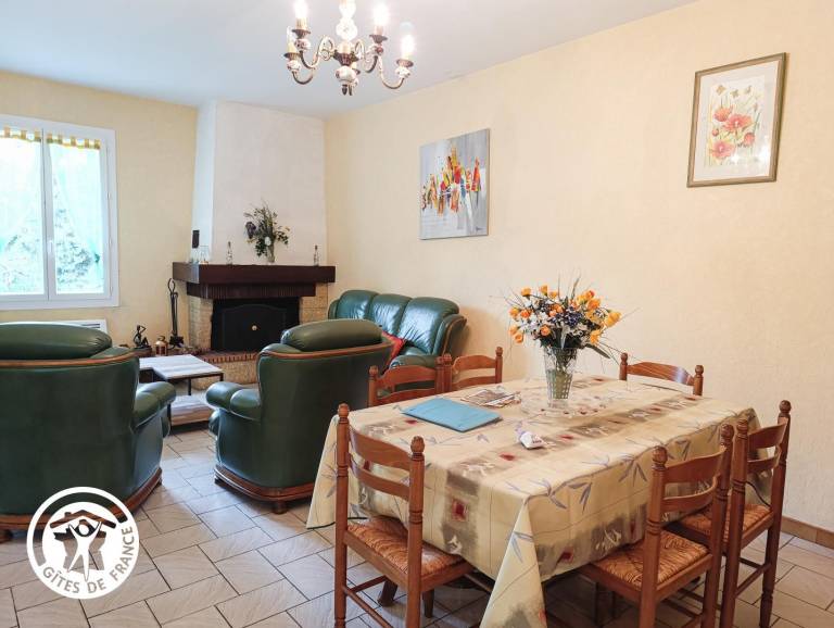 Gite with garden, private pool & barbecue — photo 4