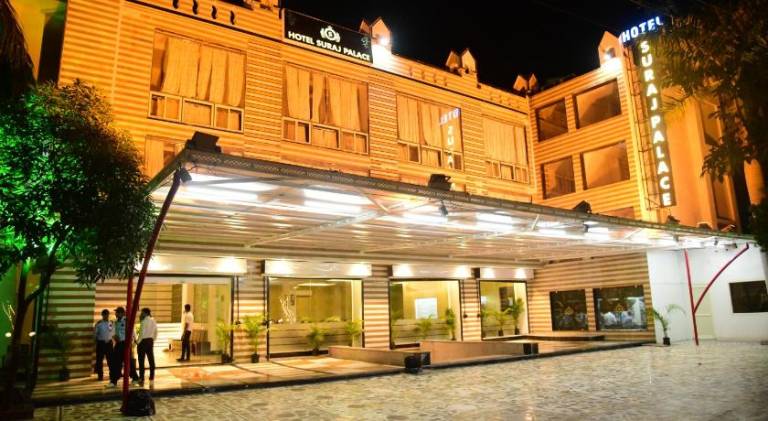 Hotel Suraj Palace
