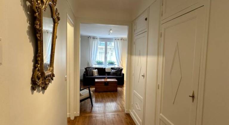 Apartment | Near Arc de Triomphe | Pets allowed — photo 3