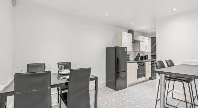 Apartment with 2 rooms for 8 persons — photo 3