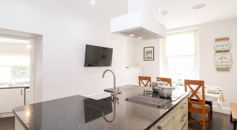 House with 4 rooms for 10 persons — photo 3