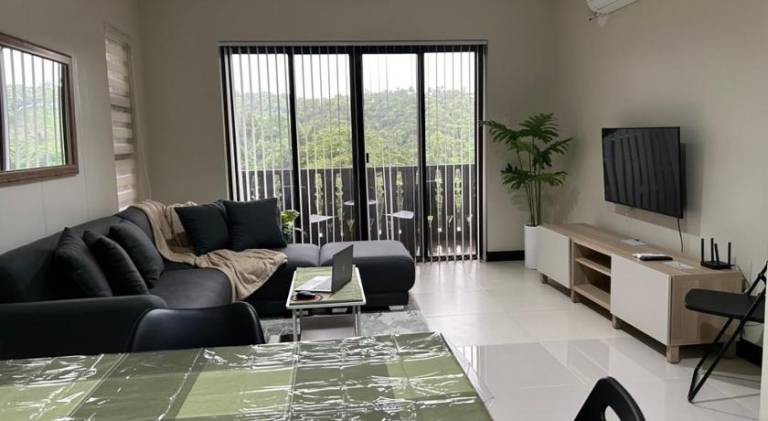 Rental apartment with pool, patio & hot tub — photo 3