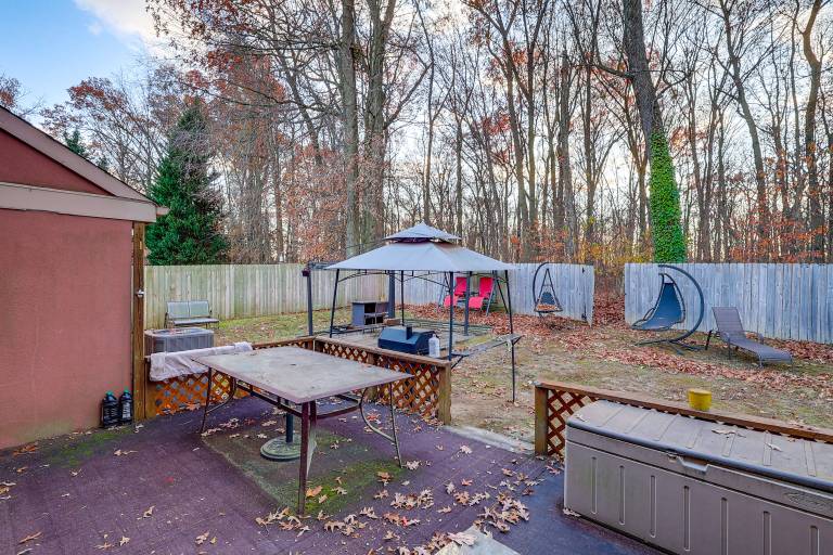 3 Mi to Dover Motor Speedway: Pet-Friendly Retreat — photo 3