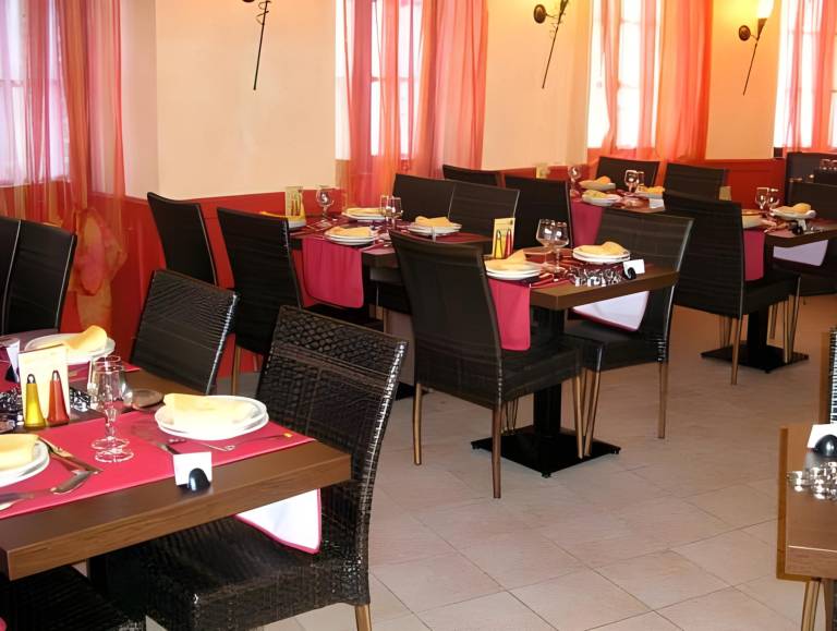Logis Hotel Restaurant Cazes Arazat — photo 5