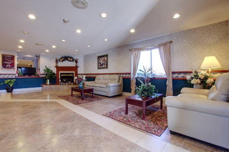 Americas Best Value Inn & Suites St. Louis, St. Charles Inn in Earth City, MO