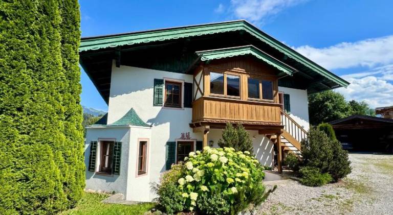 ALPIN CHARME APARTMENTS 3 x Boutique Alpine Living in Kitzbuhel