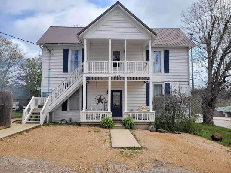 Eminence, MO Vacation Rentals from 80 HomeToGo