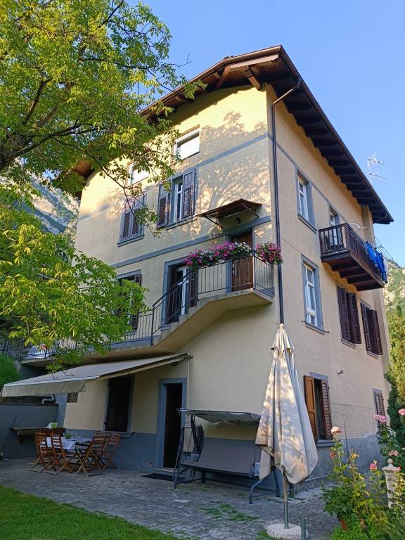 Lägenhet Limone sul Garda