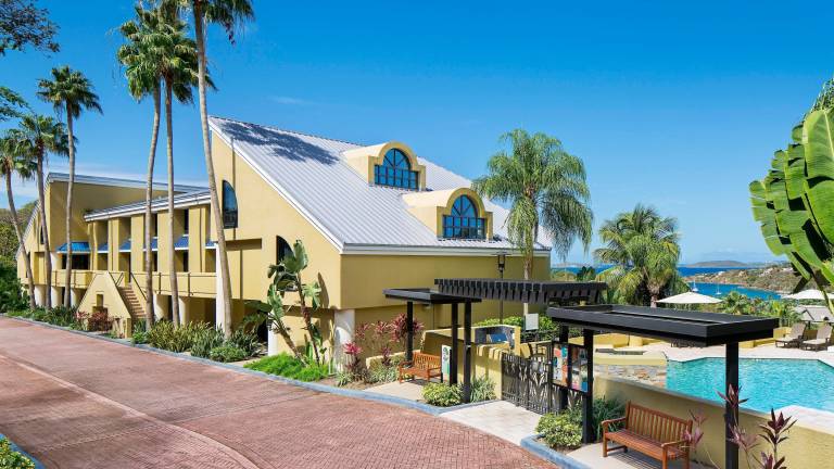 Resort Chocolate Hole