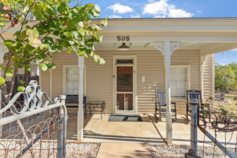 Calmbach Cottage in Fredericksburg, TX