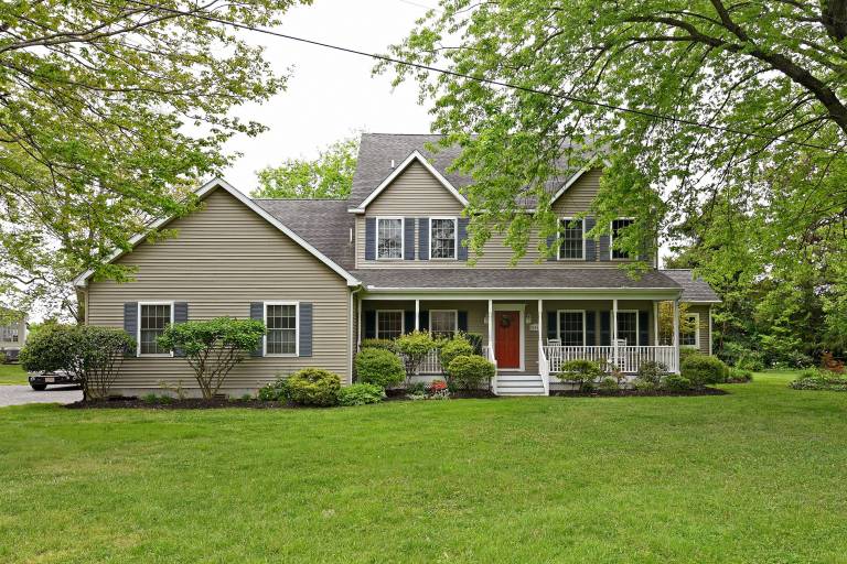 House Easton