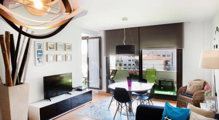 Rental apartment with pool — photo 2