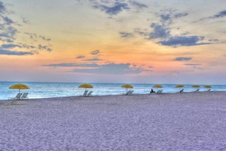 House  Saint Pete Beach