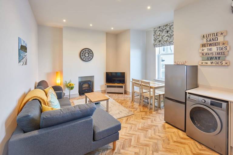Apartment  Scarborough