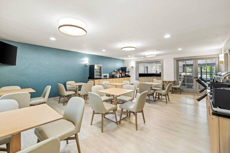 Comfort Inn Traverse City — photo 5