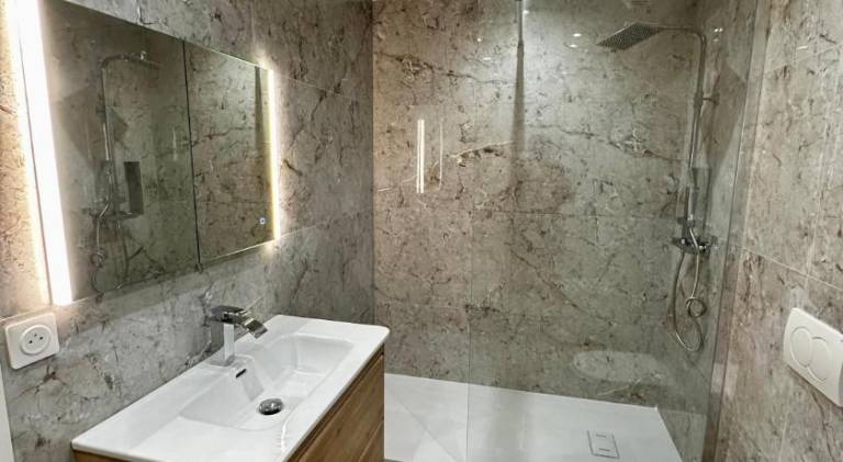 Apartment with patio & private pool | Close to Promenade des Anglais — photo 2