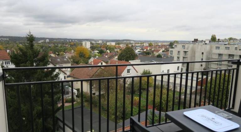 Holiday apartment with terrace | Good for workation — photo 3