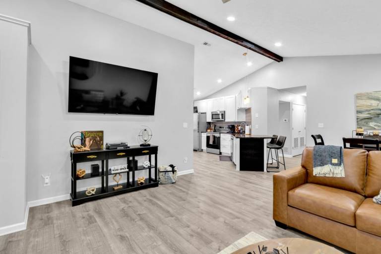 Children-friendly wonderful vacation home with garden | Pets are welcome — photo 2