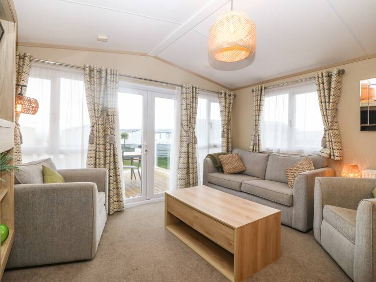 Family-friendly nice cottage with garden, pool & sauna | Beach view | Beach nearby | Pet-friendly — photo 4