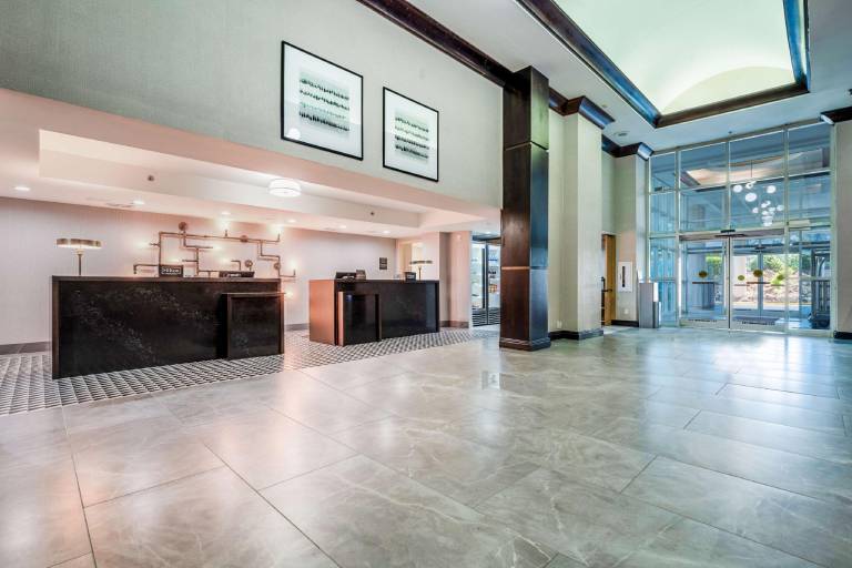 DoubleTree by Hilton South Charlotte Tyvola — photo 2