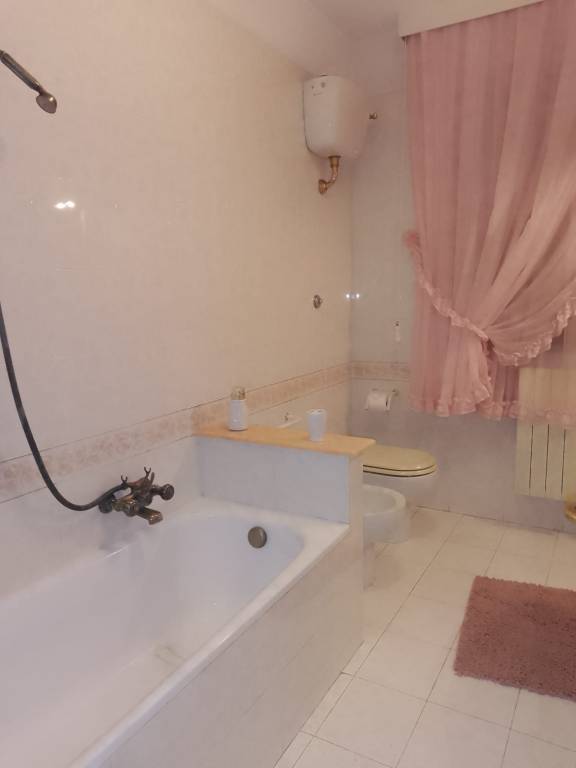 Family-friendly villa with patio, BBQ & yard | Panoramic view | Pet-friendly — photo 3
