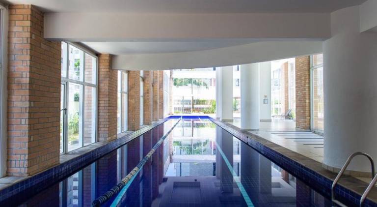 Apartment with yard, sauna & pool — photo 4
